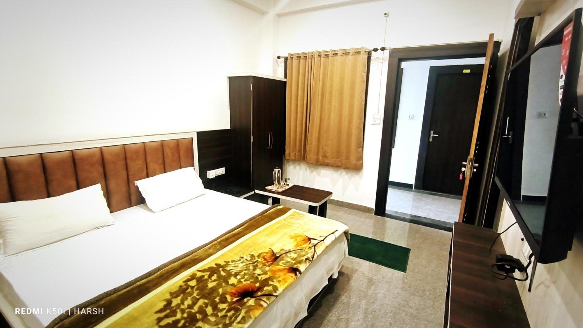 Hotel Mahaveer Chanderi Luaran gambar